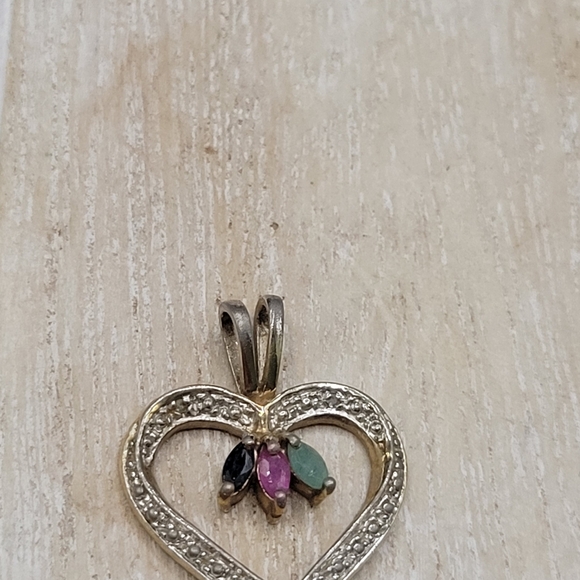 Sterling silver with Gold Vermeil Heart Stone Pendant - Picture 4 of 8